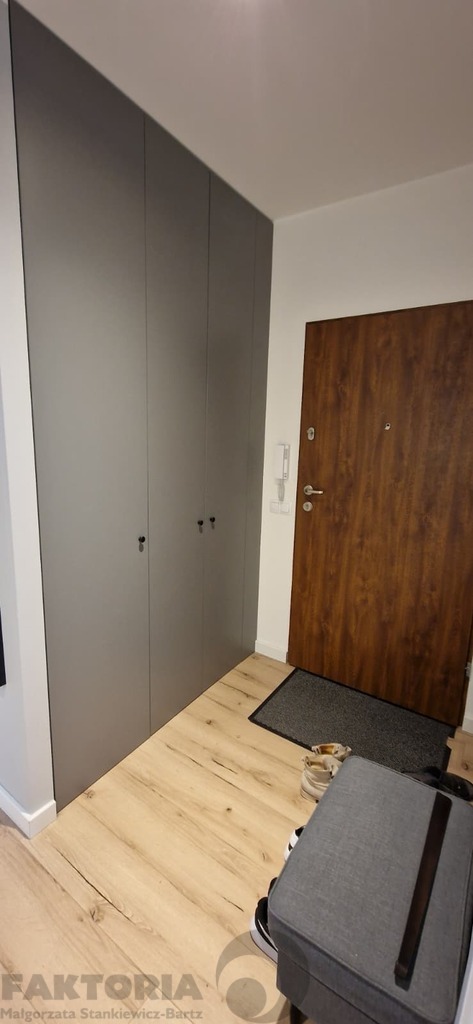 92m2, 4 pokoje + garaż + taras,6500 zł (5)