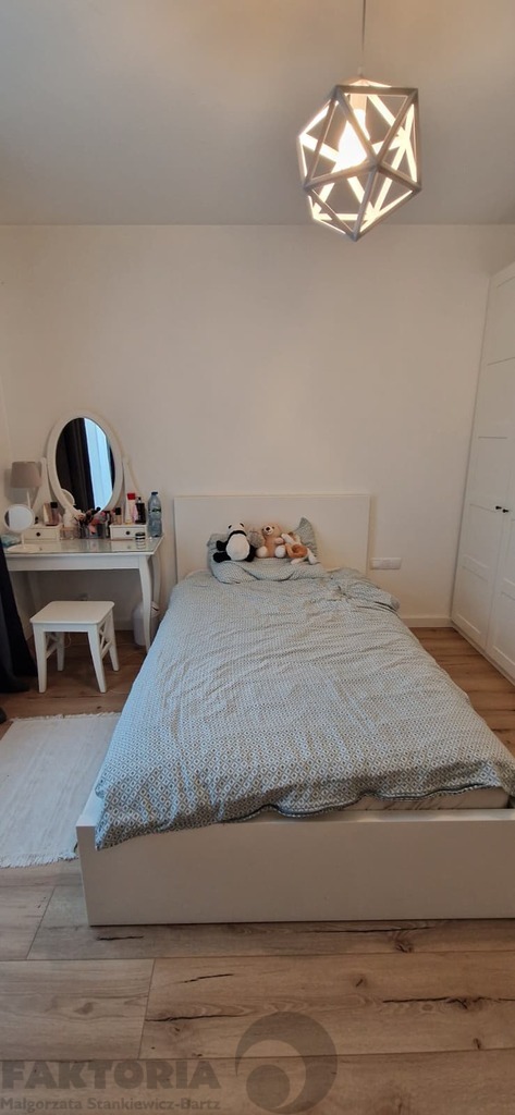 92m2, 4 pokoje + garaż + taras,6500 zł (9)