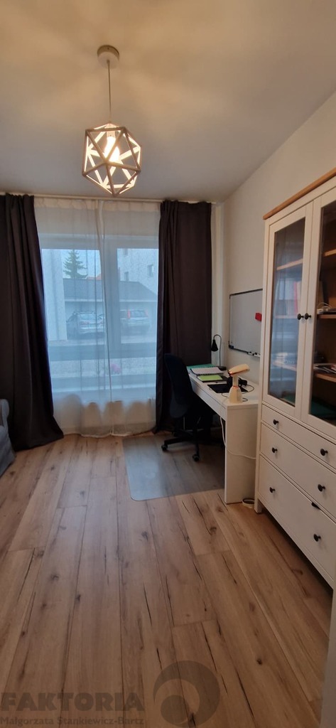 92m2, 4 pokoje + garaż + taras,6500 zł (13)