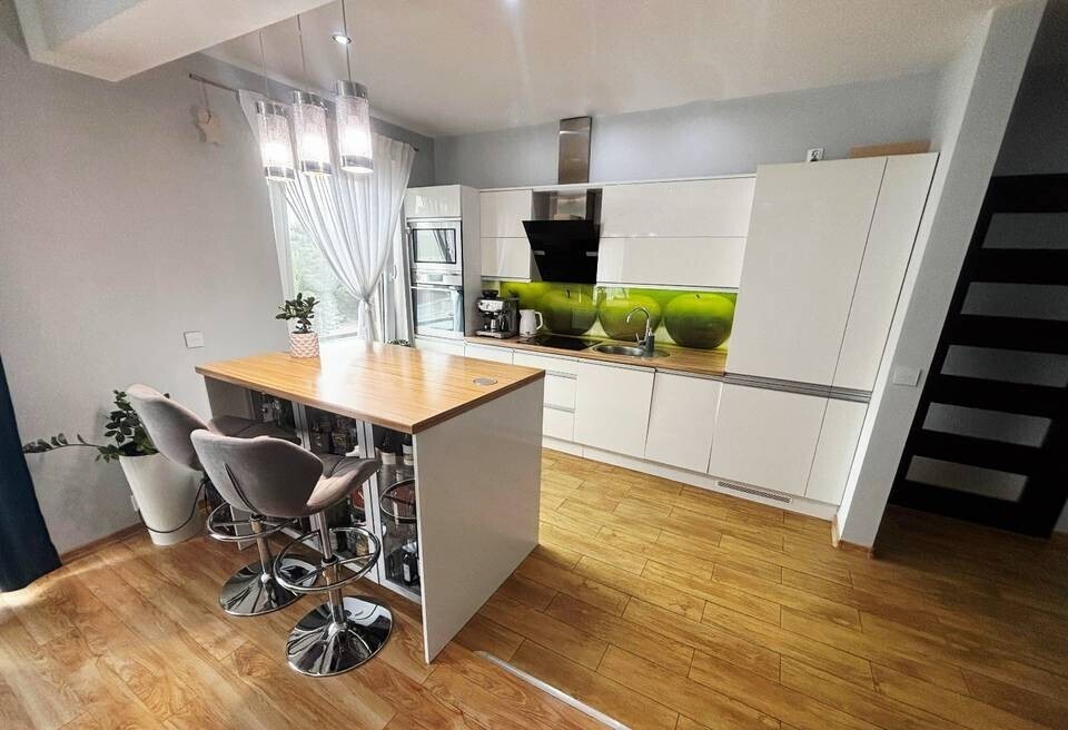 Mieszkanie 2 pokojowe w centrum - winda (1)