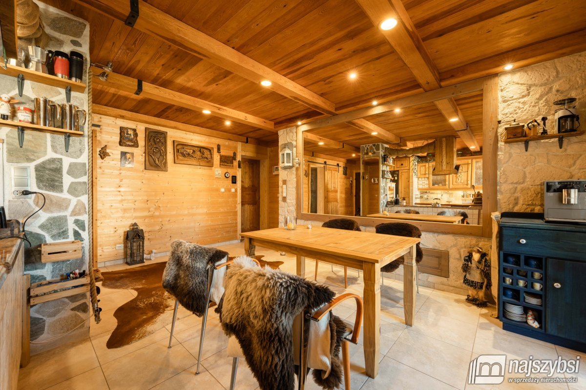 KOŁOBRZEG-piękne mieszkanie z garażem w cenie (1)