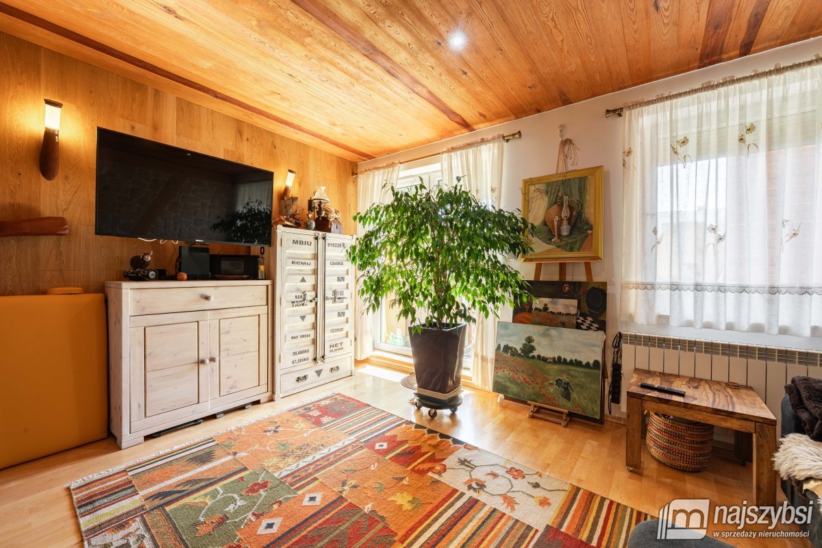 KOŁOBRZEG-piękne mieszkanie z garażem w cenie (10)