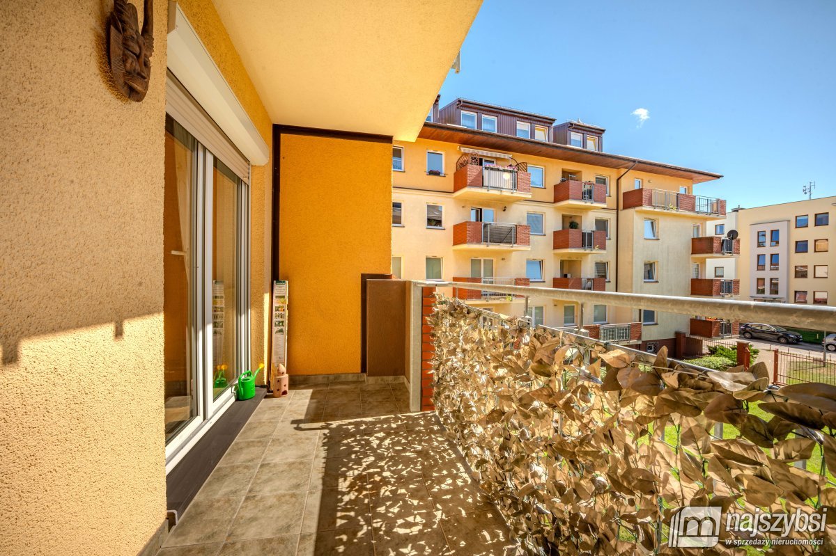 KOŁOBRZEG-piękne mieszkanie z garażem w cenie (14)