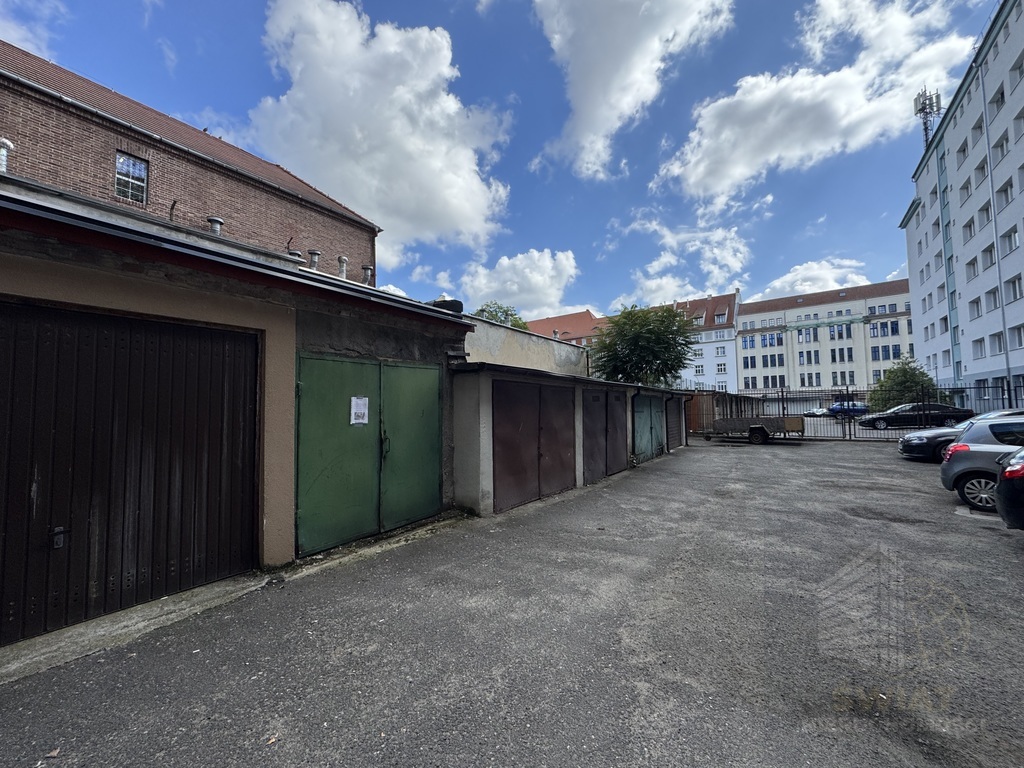 Na sprzedaż murowany garaż w centrum Szczecina (3)