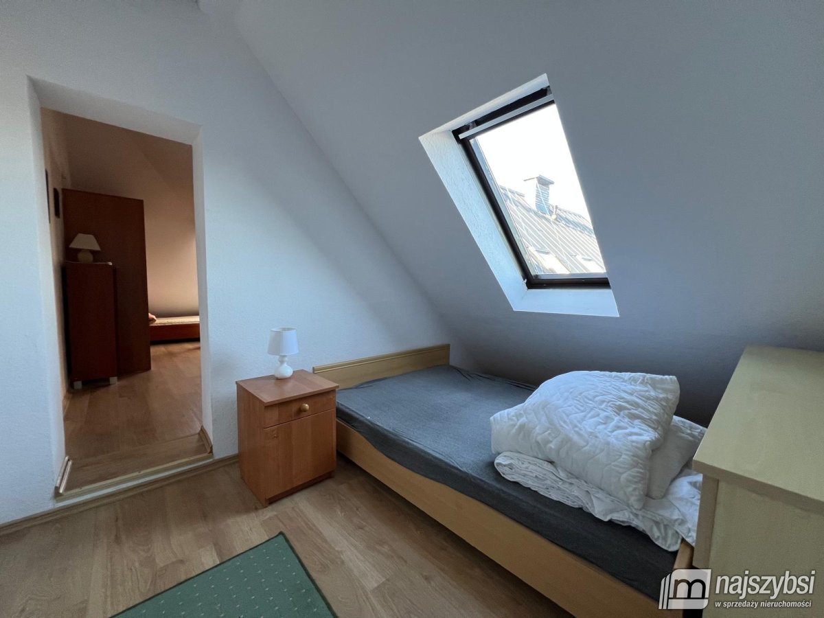 Pobierowo - dwupoziomowy apartament w centrum! (12)