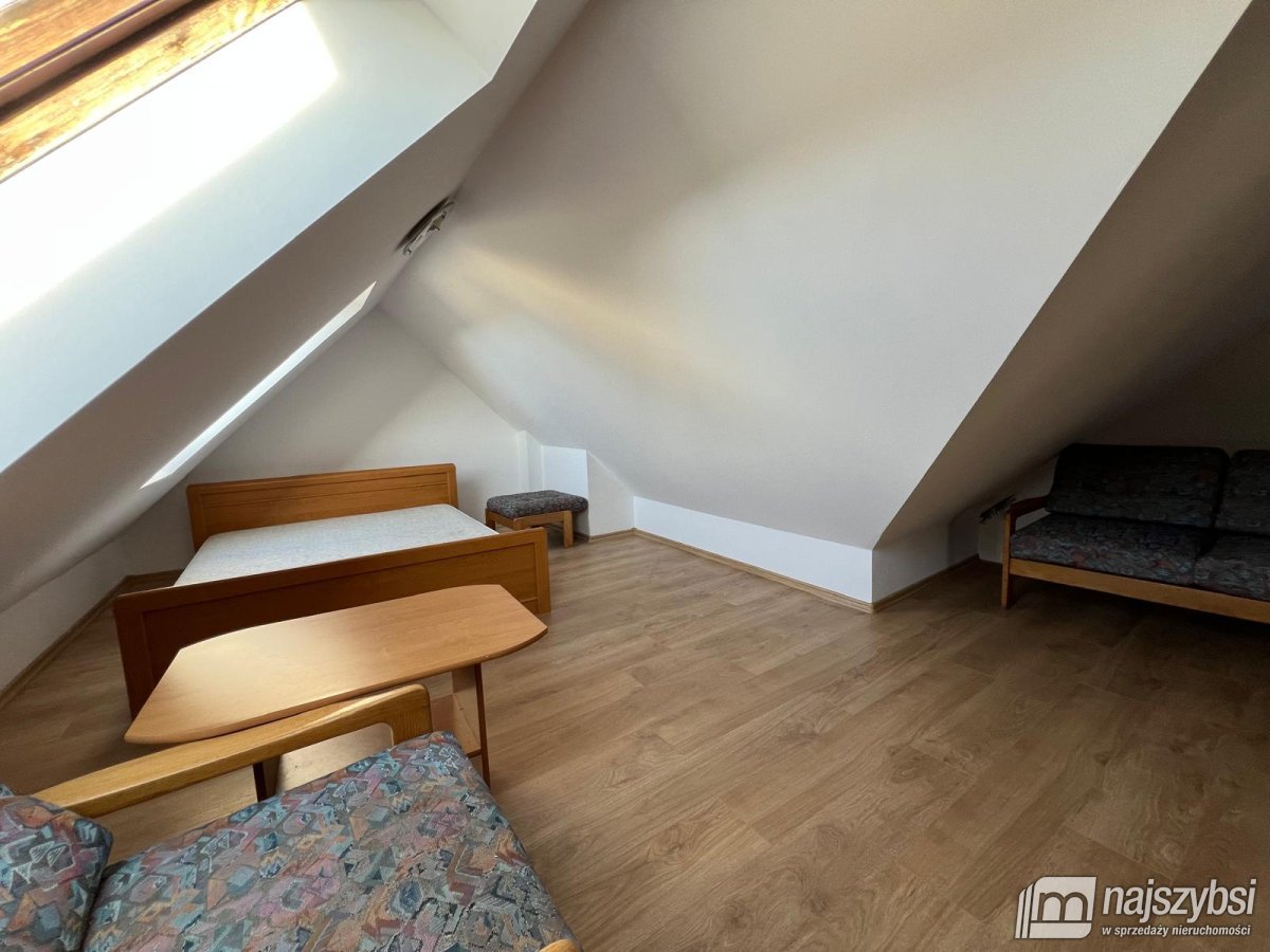 Pobierowo - dwupoziomowy apartament w centrum! (8)