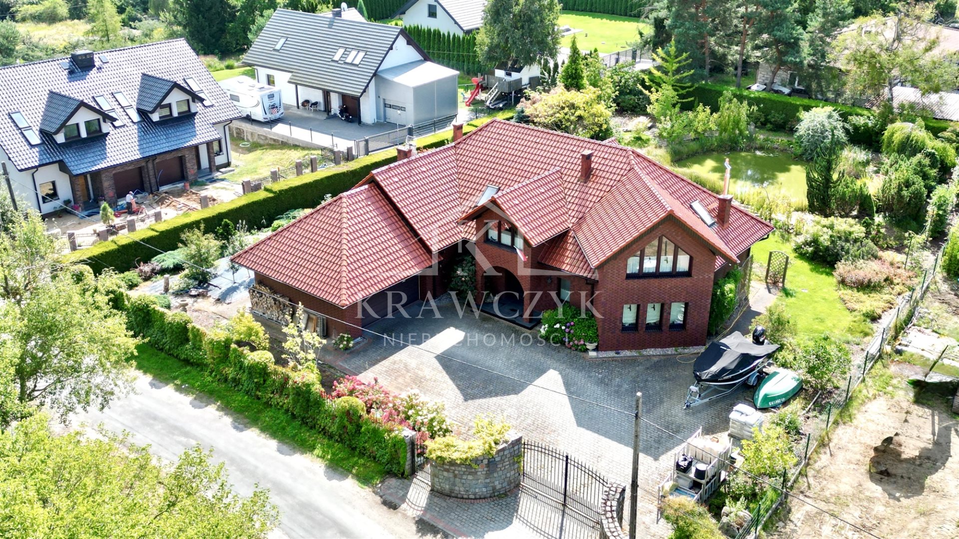 REZYDENCJA KIJEWKO, 2006r. 299,2m2, działka 1988m2 (1)