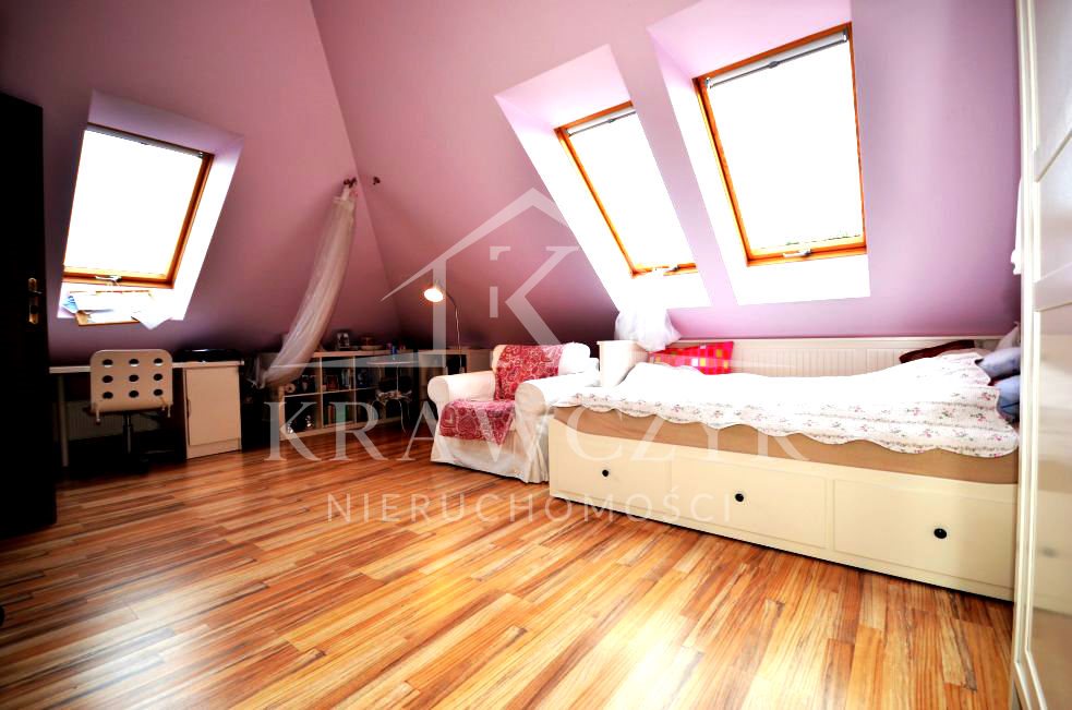 REZYDENCJA KIJEWKO, 2006r. 299,2m2, działka 1988m2 (21)