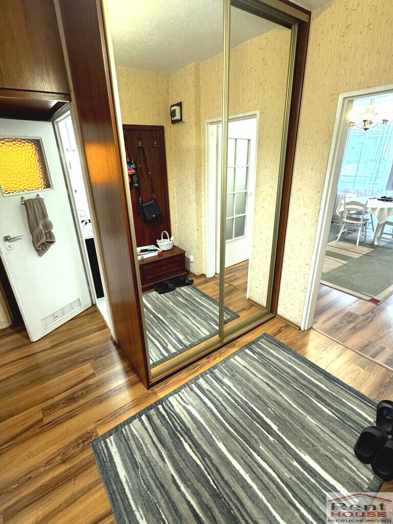 2 pokoje, balkon, niski blok (12)