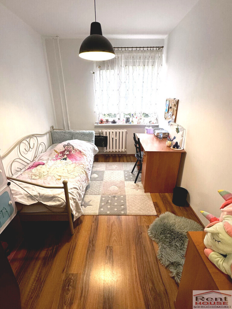 2 pokoje, balkon, niski blok (4)