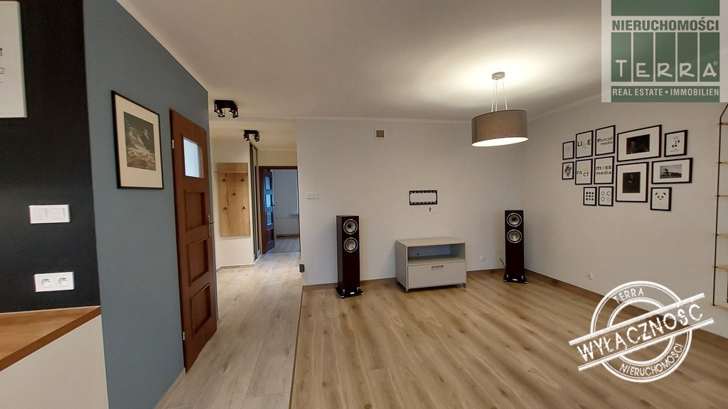 Trzypokojowe z balkonem w centrum miasta (4)