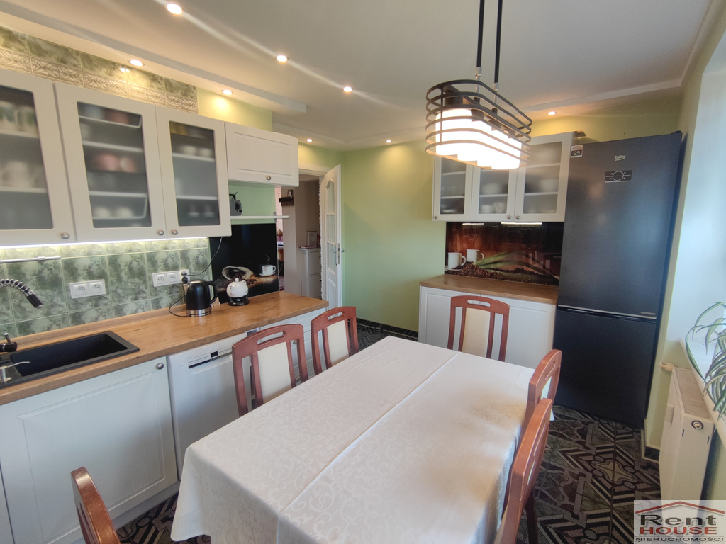 Słoneczne 3 pokojowe mieszkanie, duży balkon (10)