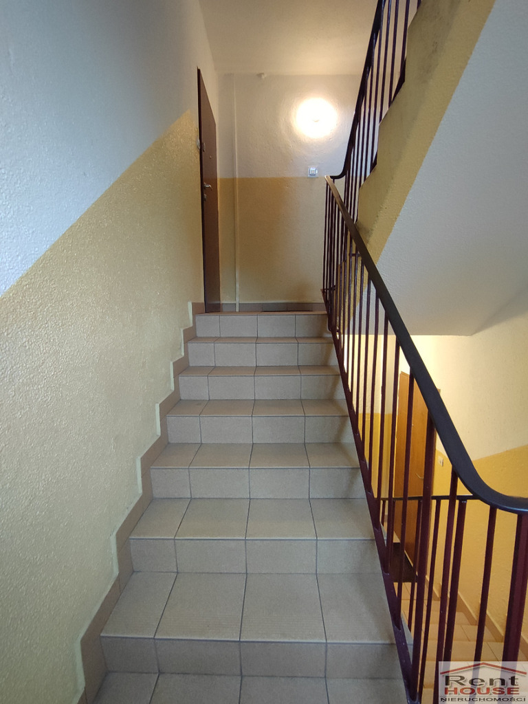 Słoneczne 3 pokojowe mieszkanie, duży balkon (23)