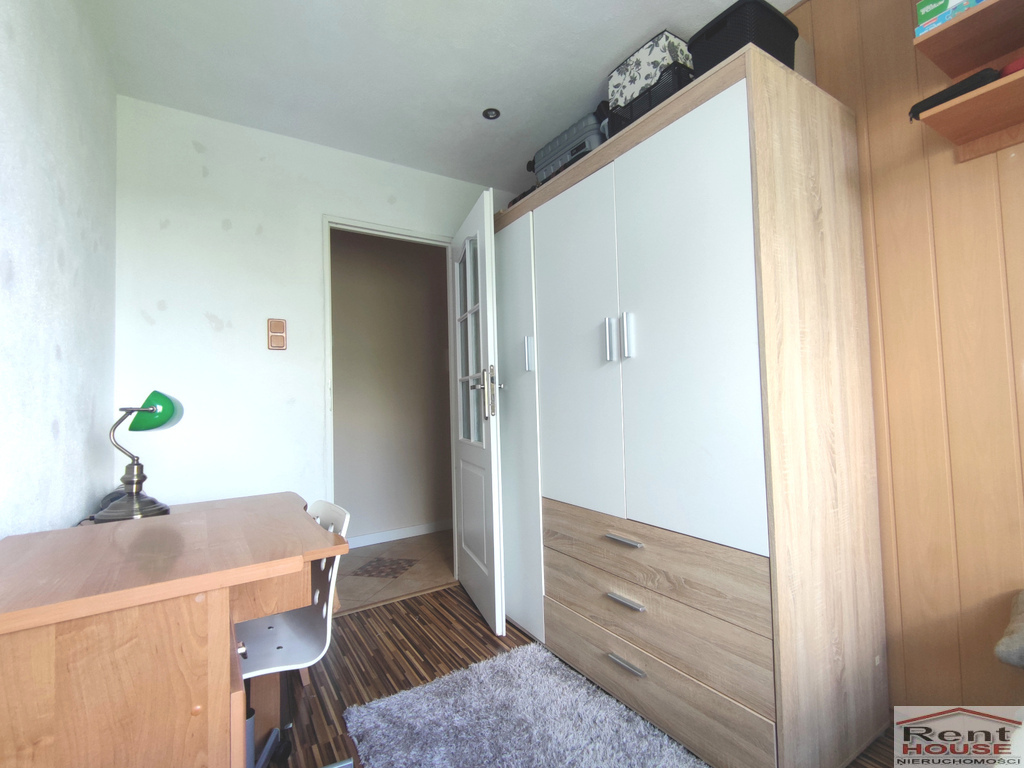 Słoneczne 3 pokojowe mieszkanie, duży balkon (15)