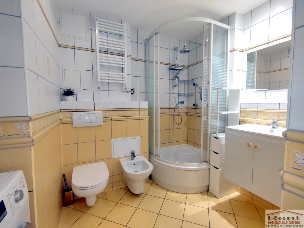 Słoneczne 3 pokojowe mieszkanie, duży balkon (19)