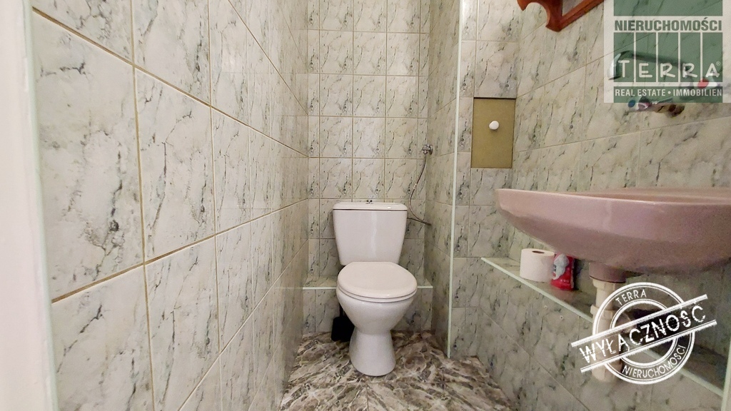 Klimatyczne mieszkanie na uboczu. (10)