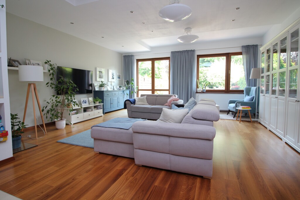 Dom w zabudowie szeregowej (3)