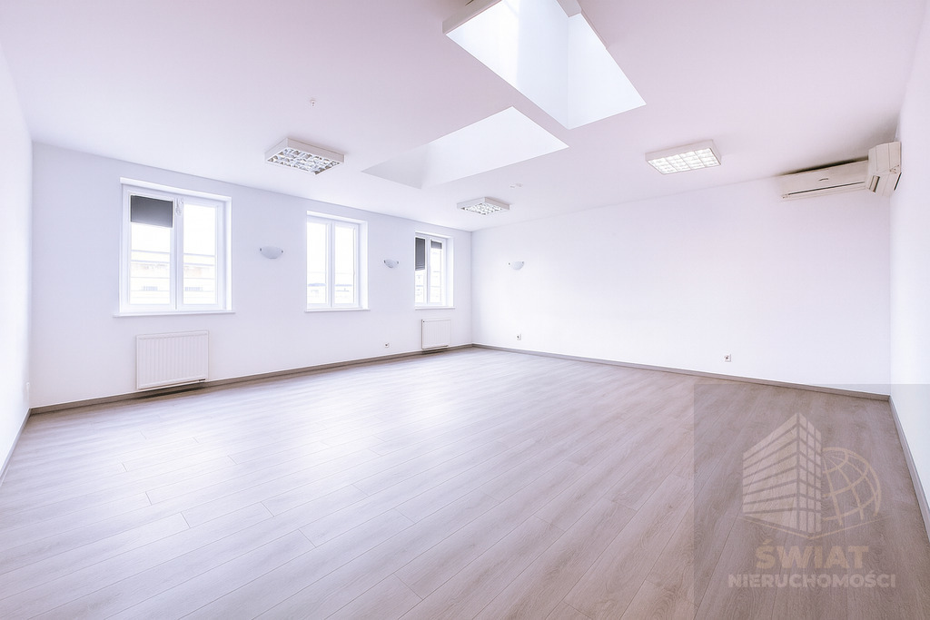 Lokal na wynajem 120 m2 (1)