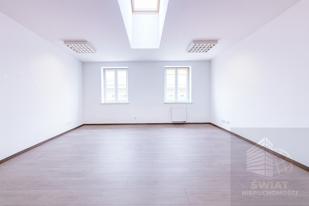 Lokal na wynajem 120 m2 (12)