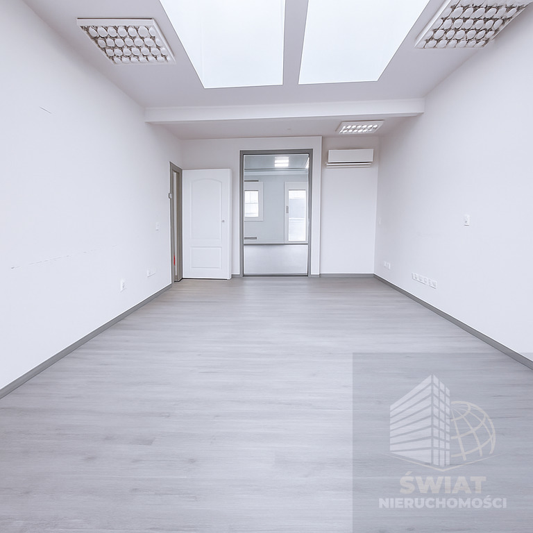 Lokal na wynajem 120 m2 (13)