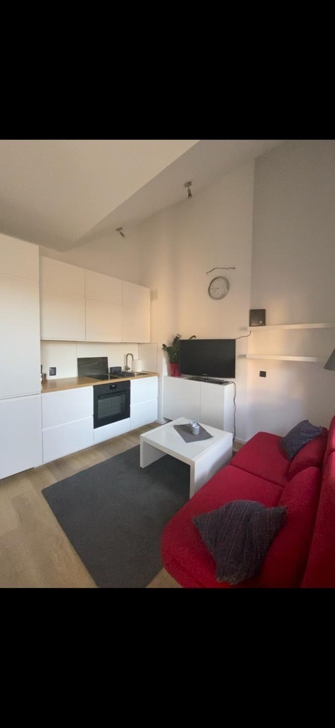 Stare Miasto 2 pok. 33,9 m2+antresola, taras 11m2 (3)