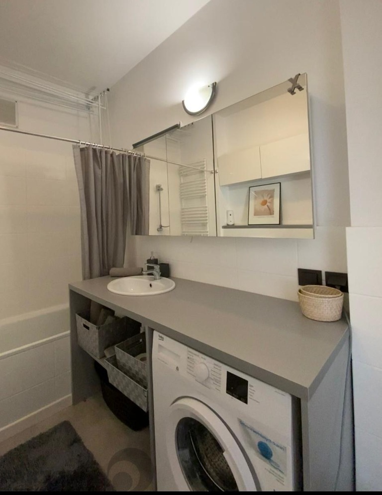 Stare Miasto 2 pok. 33,9 m2+antresola, taras 11m2 (8)