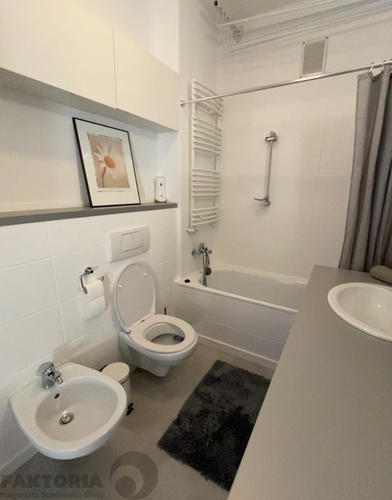 Stare Miasto 2 pok. 33,9 m2+antresola, taras 11m2 (11)