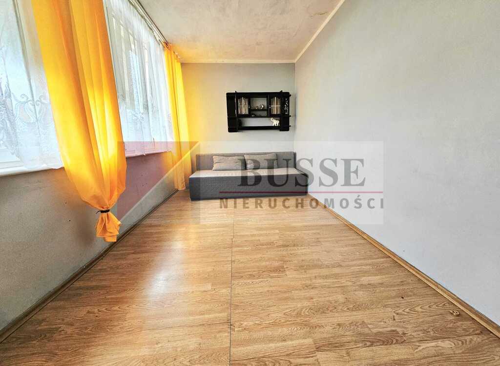 Kawalerka przy Jasnych Błoniach! (2)