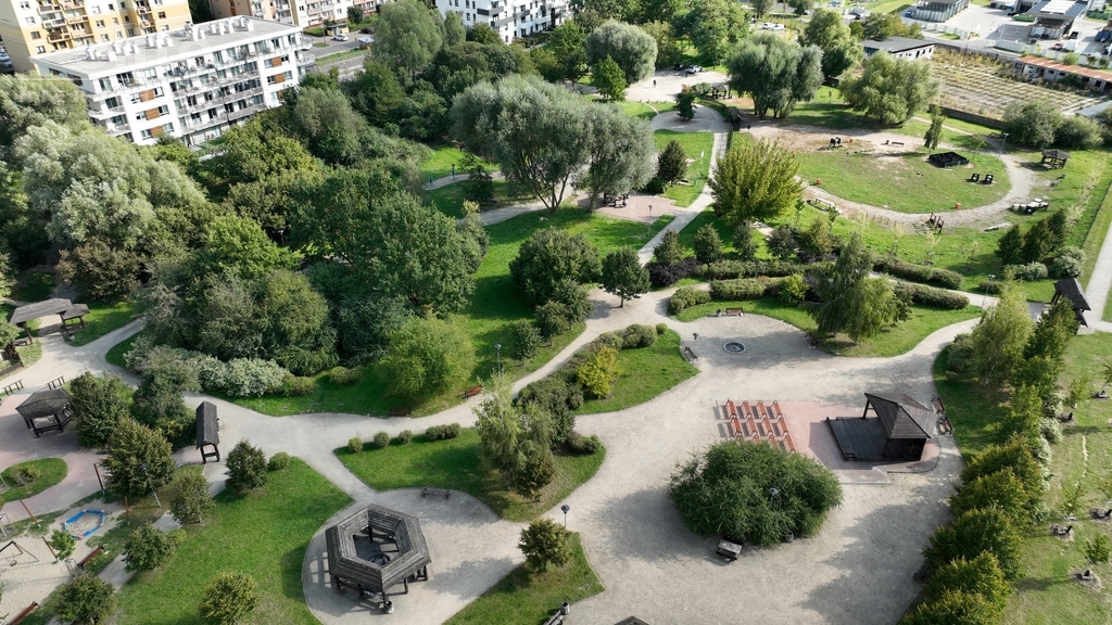 Pogodno 2 pokoje + balkon + piwnica przy Parku (12)