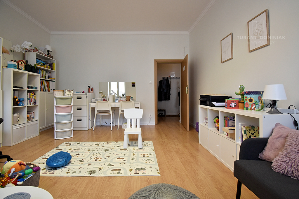 Lokal w kamienicy po rewitalizacji z windą (3)