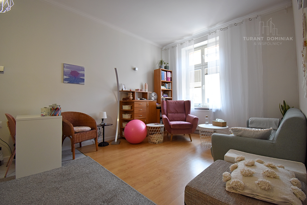 Lokal w kamienicy po rewitalizacji z windą (7)