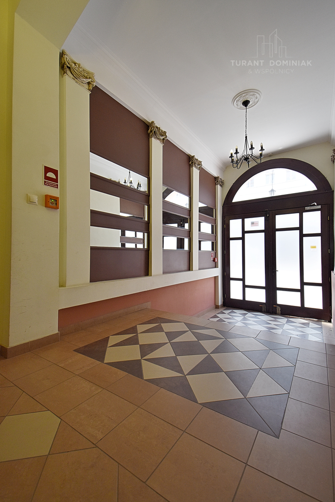 Lokal w kamienicy po rewitalizacji z windą (10)