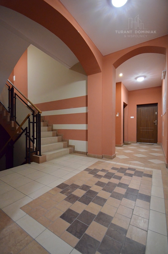 Lokal w kamienicy po rewitalizacji z windą (12)