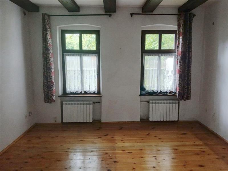 Dom dworek 9 pokoi + stajnia, okolice jeziora (10)