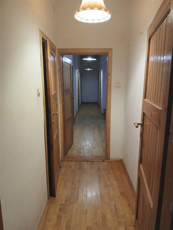 Dom dworek 9 pokoi + stajnia, okolice jeziora (7)