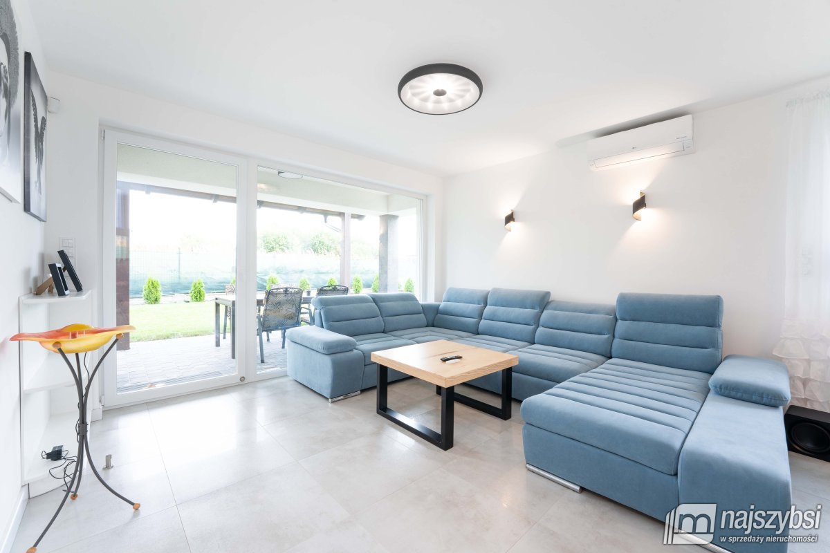 Pogorzelica - nowy dom + dwa apartamenty (10)