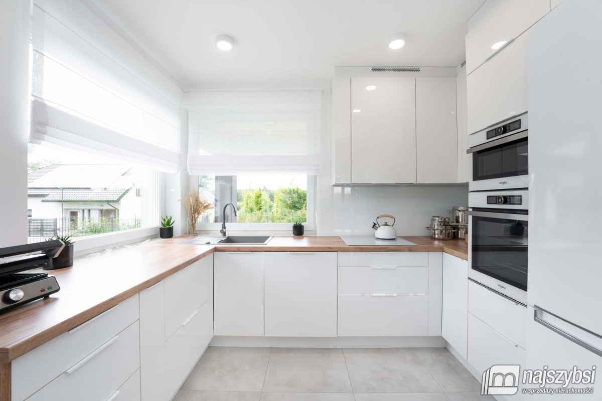 Pogorzelica - nowy dom + dwa apartamenty (12)