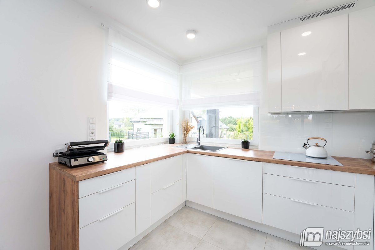 Pogorzelica - nowy dom + dwa apartamenty (13)