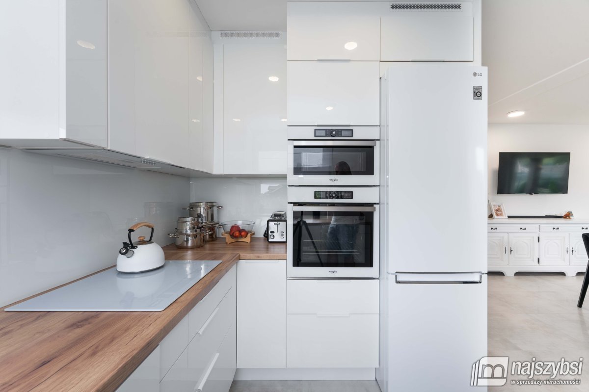 Pogorzelica - nowy dom + dwa apartamenty (14)