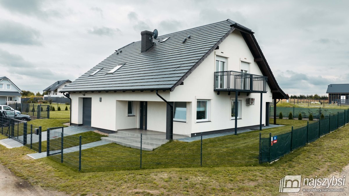 Pogorzelica - nowy dom + dwa apartamenty (2)