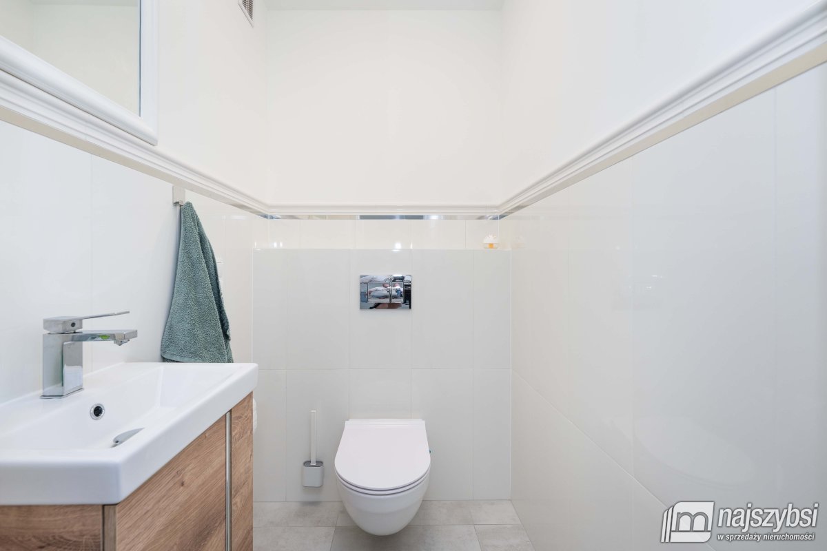 Pogorzelica - nowy dom + dwa apartamenty (22)