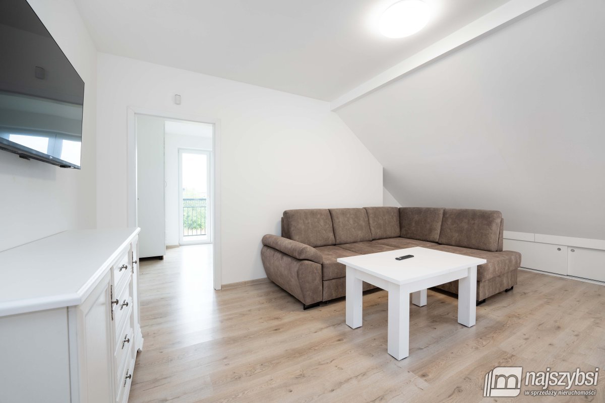 Pogorzelica - nowy dom + dwa apartamenty (33)