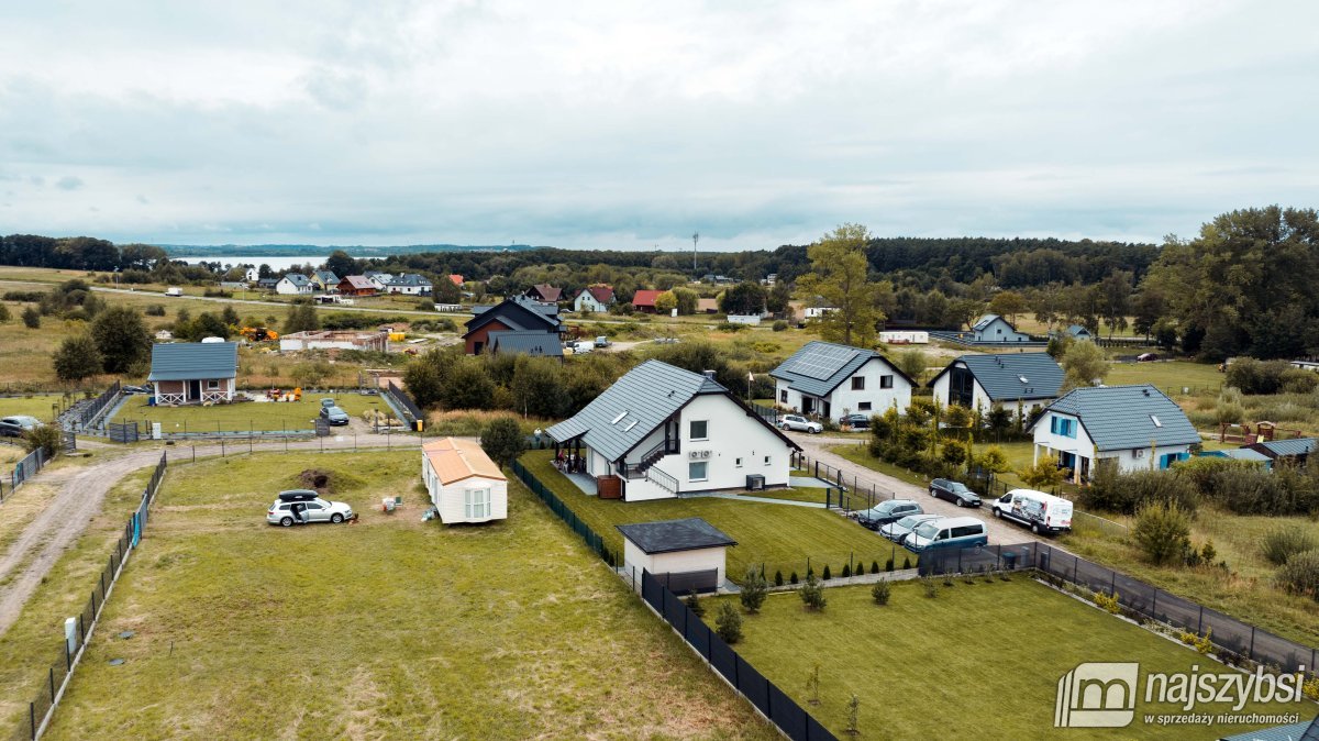 Pogorzelica - nowy dom + dwa apartamenty (39)