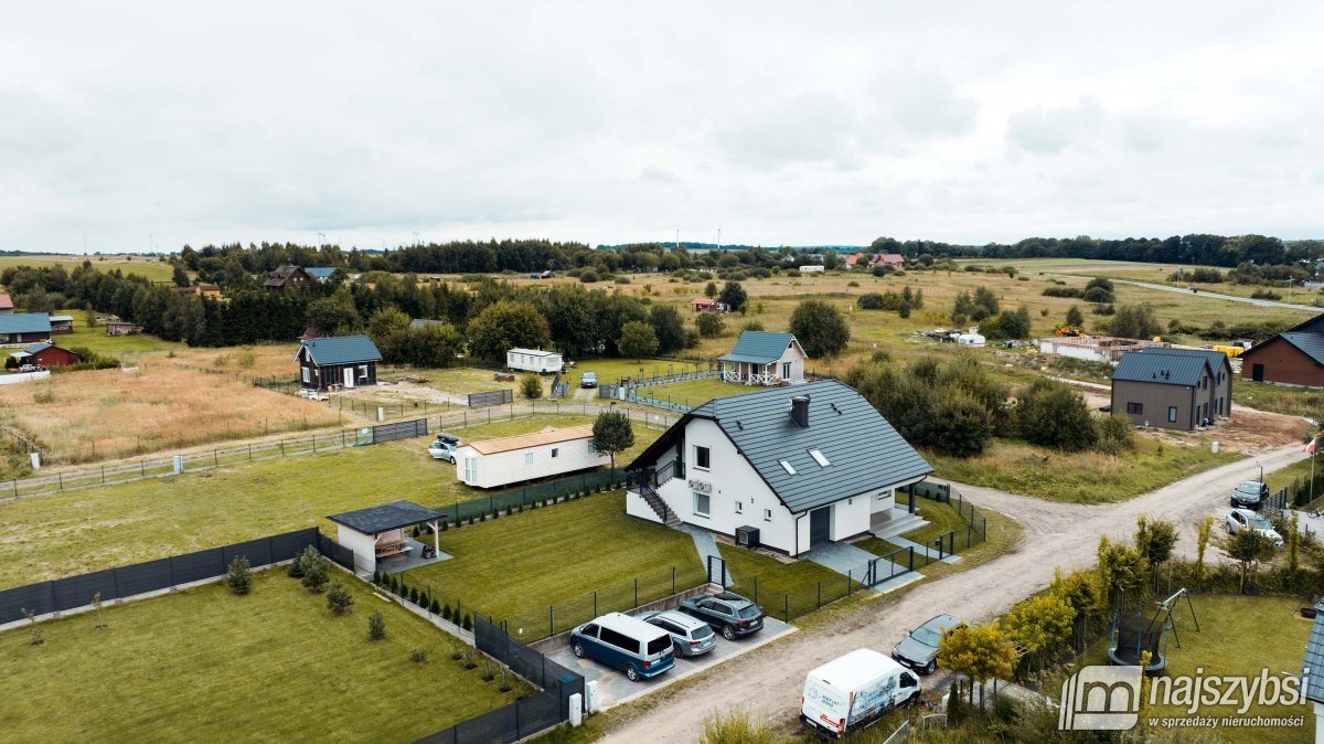 Pogorzelica - nowy dom + dwa apartamenty (40)