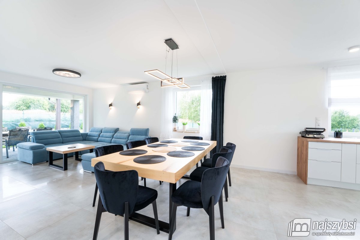 Pogorzelica - nowy dom + dwa apartamenty (9)