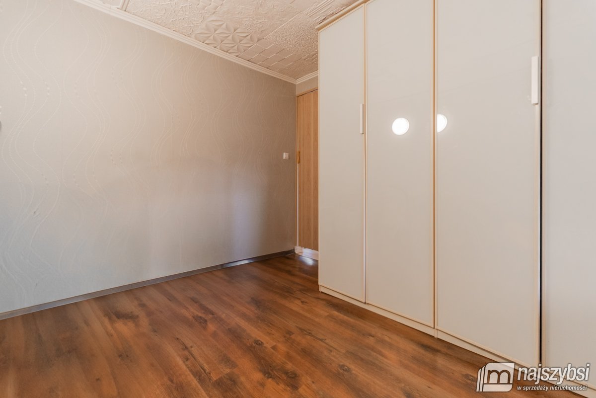 Uroczy dom całoroczny nad rzeką Dziwną (17)