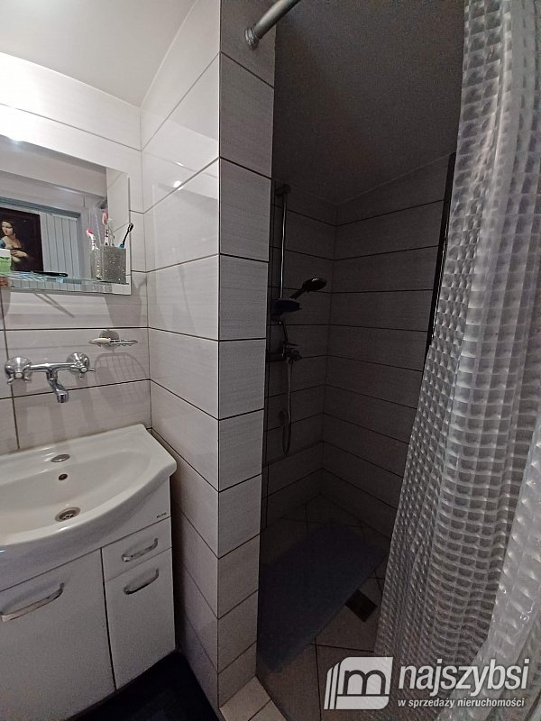 Uroczy dom całoroczny nad rzeką Dziwną (2)