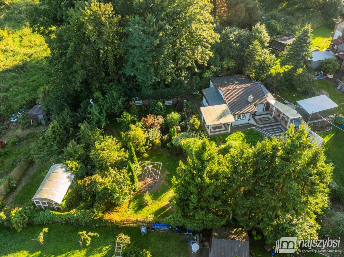 Uroczy dom całoroczny nad rzeką Dziwną (4)