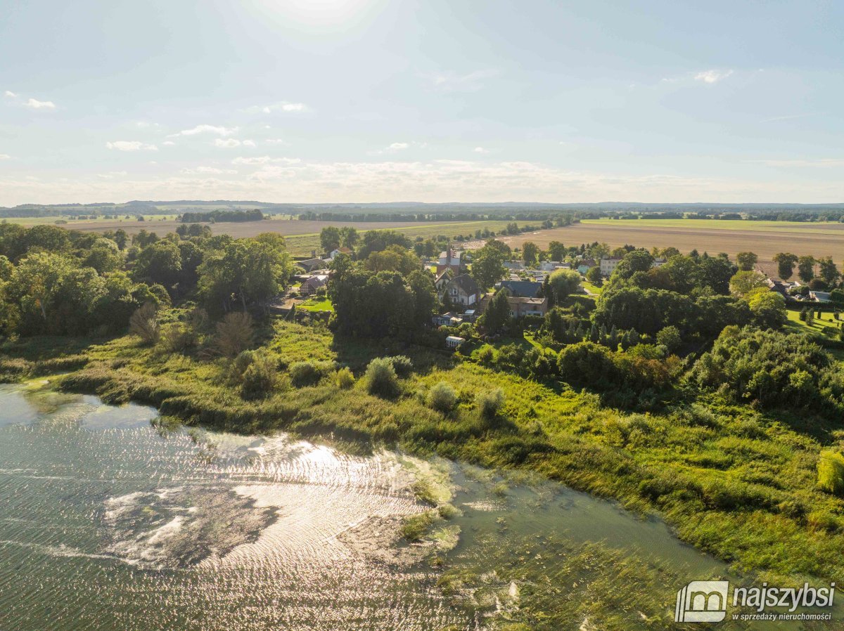 Uroczy dom całoroczny nad rzeką Dziwną (6)