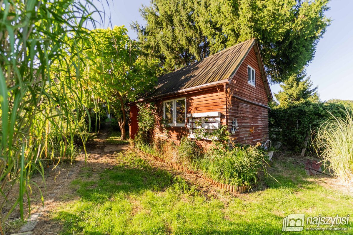 Uroczy dom całoroczny nad rzeką Dziwną (7)